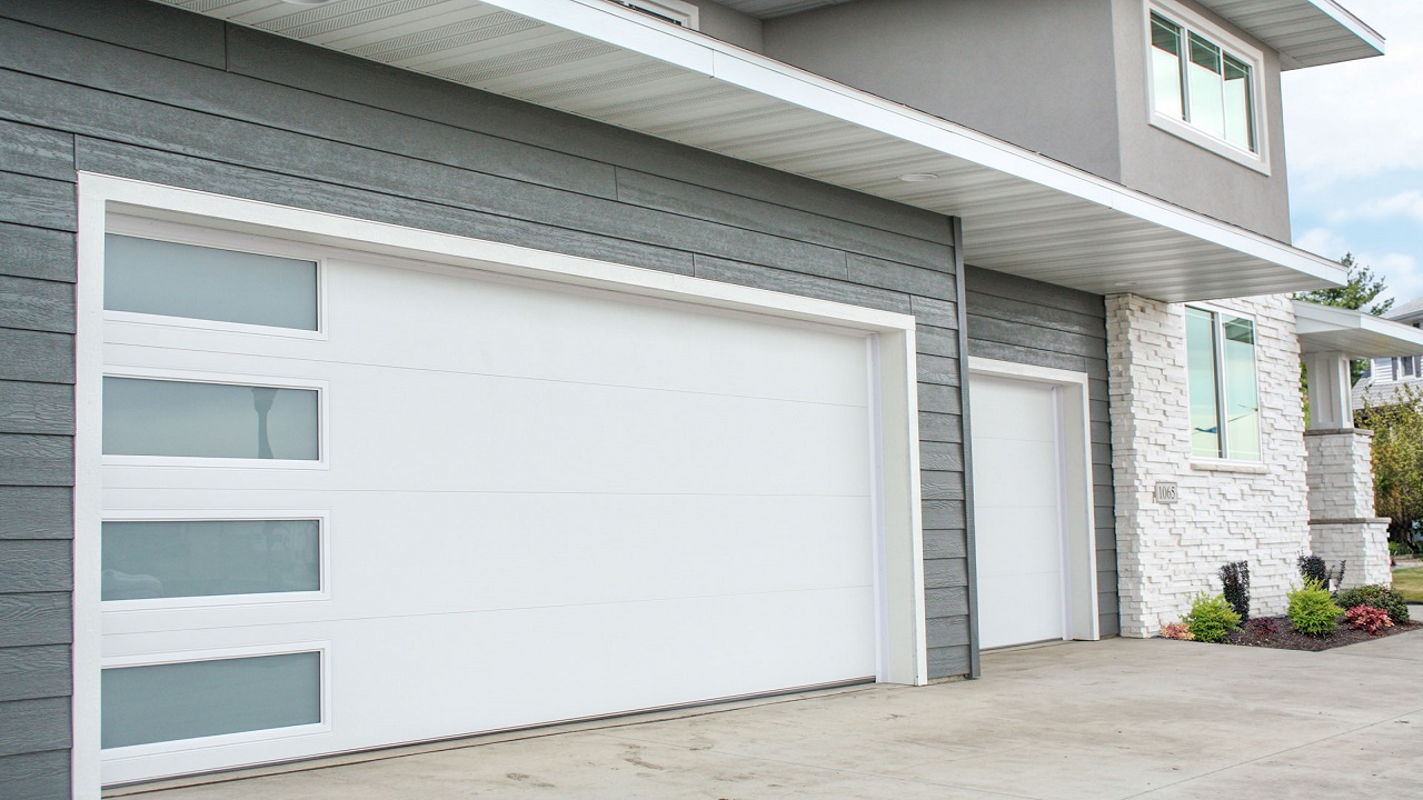 The Evolution of Flush Panel Garage Door Design in the Modern Era